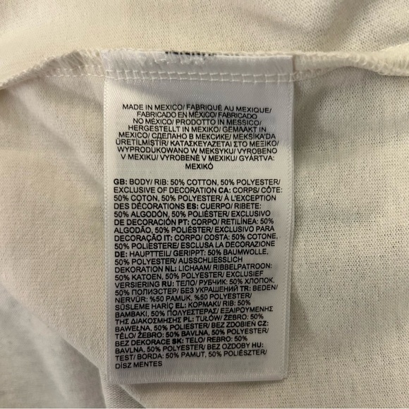 The North Face Women's White Tee Plus Size 2X Short Sleeves Crew Neck NWT $35 - Picture 15 of 16